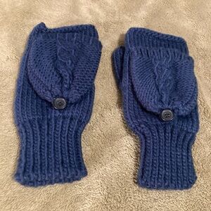 NWOT Vintage Modena Extrasoft Knit Fold-Over Mittens